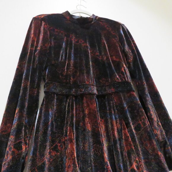 FREE PEOPLE Onyx Red Velvet Cut Out Romper Goth Whimsigoth Morticia Friends Sz 4 - Picture 9 of 13